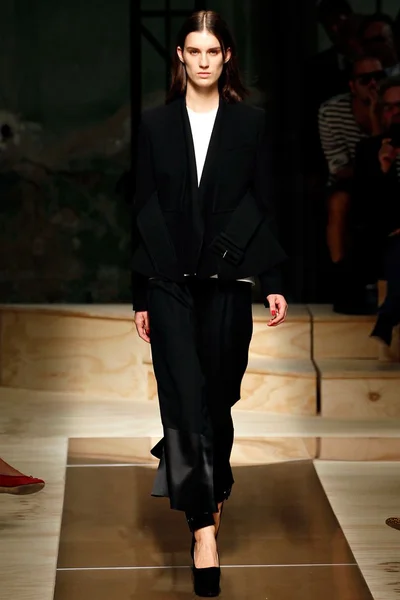 Look 33